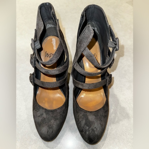 Gray suede Heels - Picture 2 of 4